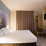 Campanile Metz Nord Woippy- Porte Du Luxembourg A31- Sortie 34- Parking Gratuit- Accueil De Nuit ホテル