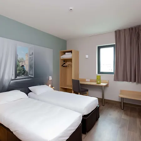 Hotel Campanile Metz Nord Woippy - Free Parking