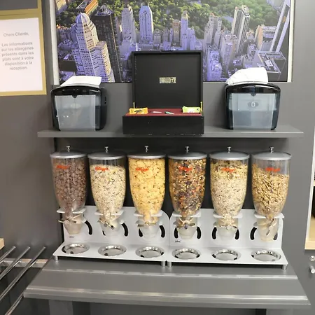 Campanile Metz Nord - Woippy- Porte Du Luxembourg A31 Hotel 3*