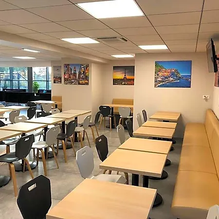 ホテル Campanile Metz Nord Woippy- Porte Du Luxembourg A31- Confort Climatise- Air Conditionning