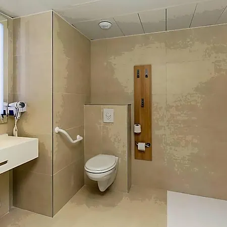 Campanile Metz Nord - Free Parking 3*