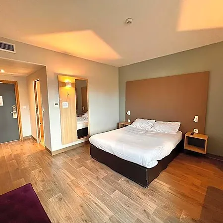 Campanile Metz Nord Woippy - Free Parking 3*