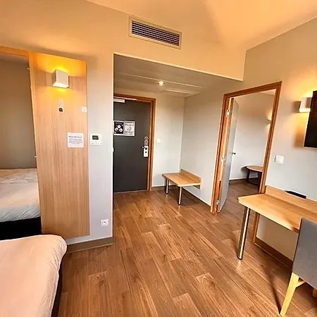 Hotel Campanile Metz Nord Woippy - Free Parking Woippy