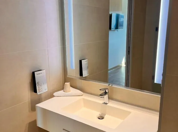 Campanile Metz Nord - Porte Du Luxembourg A31- Sortie 34- Parking Gratuit- Accueil De Nuit Hotel Woippy