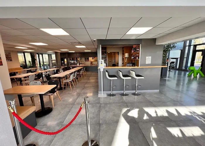 Campanile Metz Nord - Porte Du Luxembourg A31- Sortie 34- Parking Gratuit- Accueil De Nuit Hotel Woippy