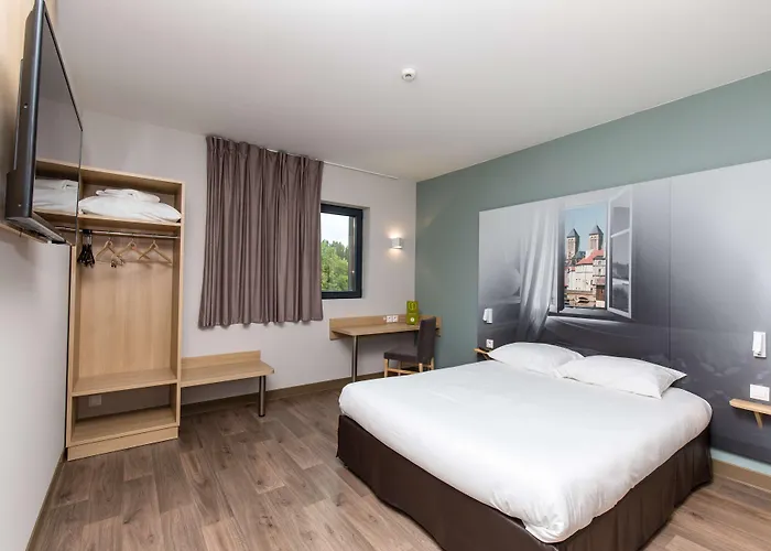 Campanile Metz Nord - Porte Du Luxembourg A31- Sortie 34- Parking Gratuit- Accueil De Nuit Woippy