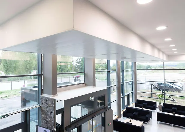 Hotel Campanile Metz Nord Woippy- Porte Du Luxembourg A31- Sortie 34- Parking Gratuit- Accueil De Nuit Woippy