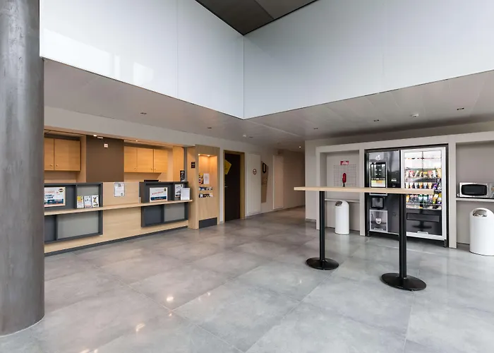 Hotel Campanile Metz Nord - Porte Du Luxembourg A31- Sortie 34- Parking Gratuit- Accueil De Nuit 3*