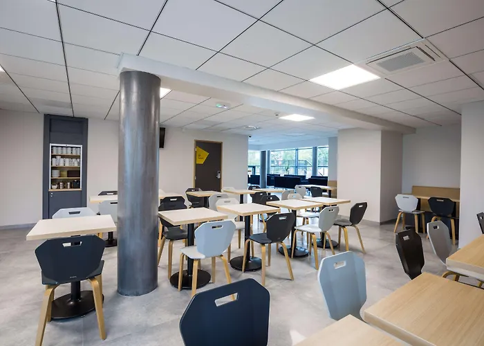 Campanile Metz Nord - Porte Du Luxembourg A31- Sortie 34- Parking Gratuit- Accueil De Nuit Hotel Woippy