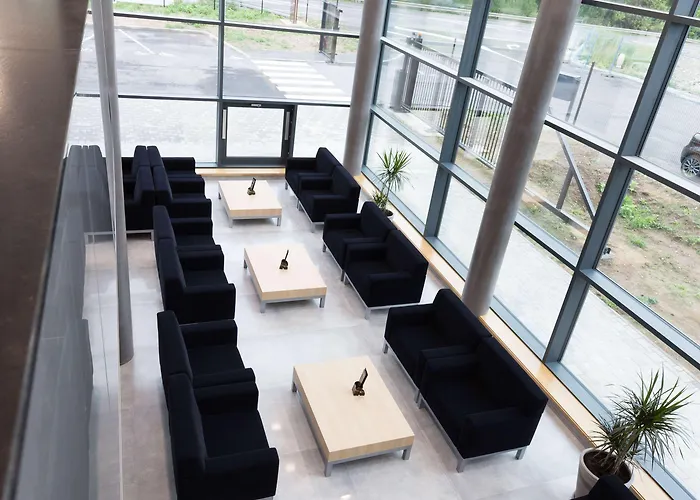 Hotel Campanile Metz Nord Woippy- Porte Du Luxembourg A31- Sortie 34- Parking Gratuit- Accueil De Nuit 3*