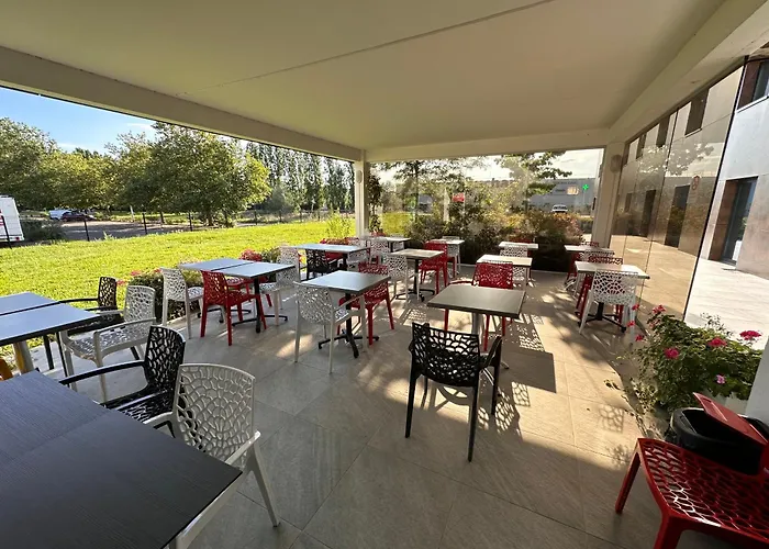 Hotel Campanile Metz Nord - Porte Du Luxembourg A31- Sortie 34- Parking Gratuit- Accueil De Nuit