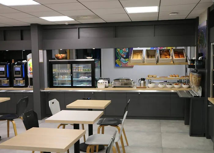 Hotel Campanile Metz Nord Woippy- Porte Du Luxembourg A31- Sortie 34- Parking Gratuit- Accueil De Nuit Woippy