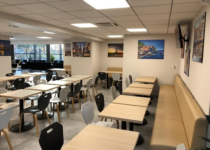 Campanile Metz Nord - Porte Du Luxembourg A31- Sortie 34- Parking Gratuit- Accueil De Nuit Hotel Woippy