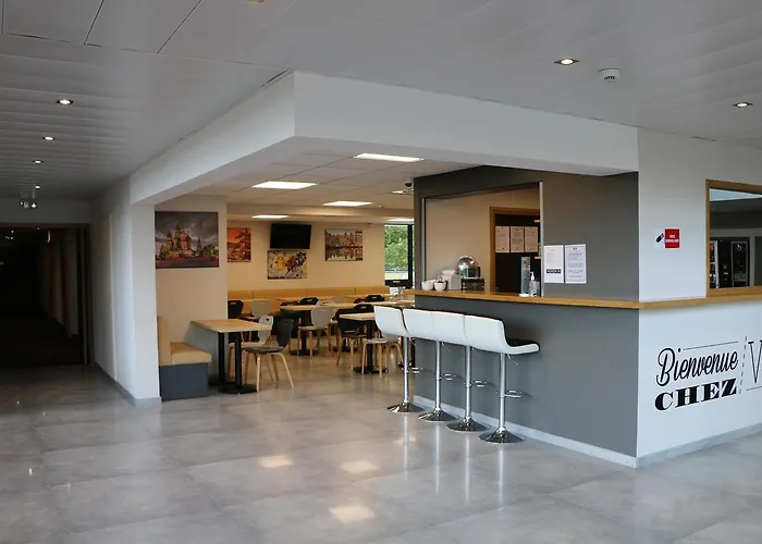 Campanile Metz Nord - Porte Du Luxembourg A31- Sortie 34- Parking Gratuit- Accueil De Nuit 3*