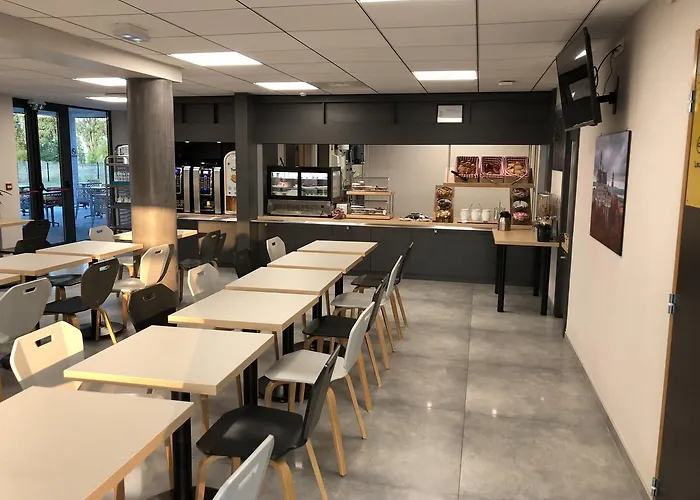 Campanile Metz Nord Woippy- Porte Du Luxembourg A31- Sortie 34- Parking Gratuit- Accueil De Nuit Hotel 3*