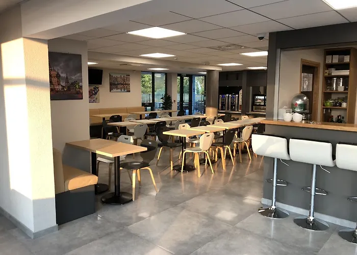 Hotel Campanile Metz Nord Woippy- Porte Du Luxembourg A31- Sortie 34- Parking Gratuit- Accueil De Nuit