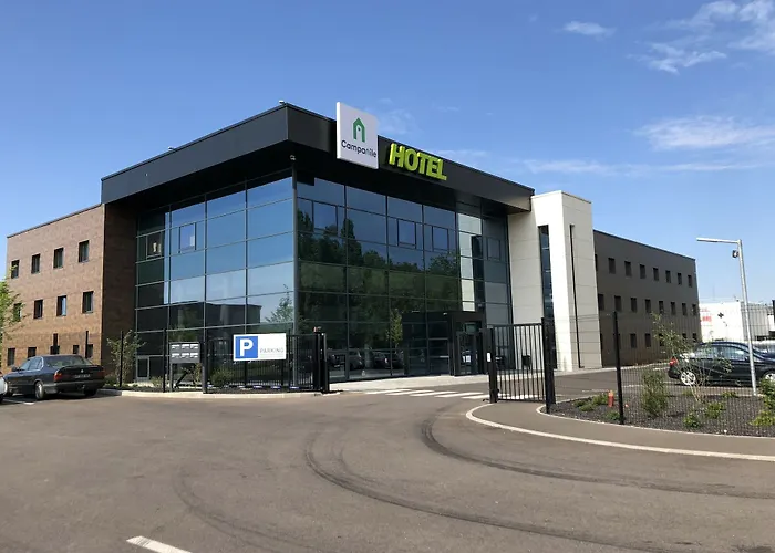 Campanile Metz Nord - Porte Du Luxembourg A31- Sortie 34- Parking Gratuit- Accueil De Nuit Hotel 3*